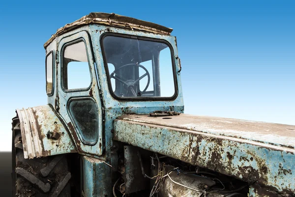 Vieux tracteur cassé — Photo