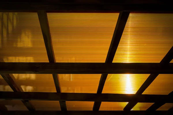 El techo de la terraza de policarbonato — Foto de Stock