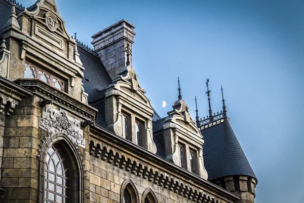 Elemente der Architektur im gotischen Stil — Stockfoto