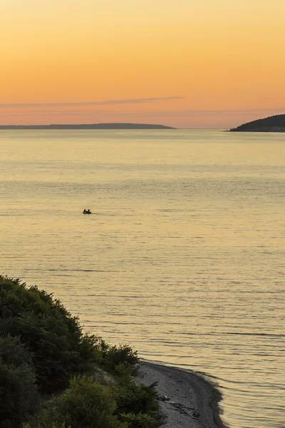 夜の海の夕日 — ストック写真