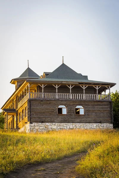 美しい木造の建物 — ストック写真