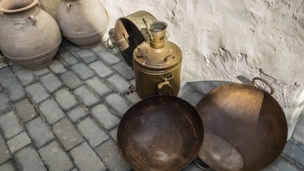 Старая арабская посуда — стоковое видео