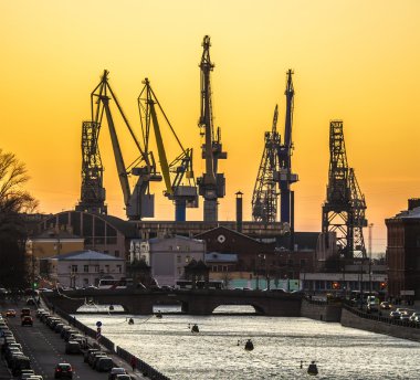 Vinçler bağlantı noktasında