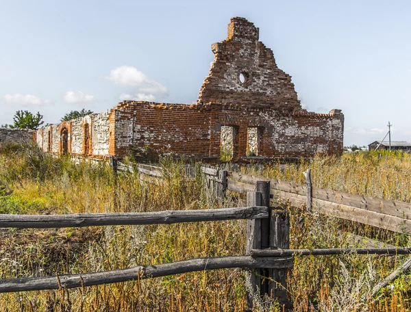 Зруйнованої церкви — стокове фото