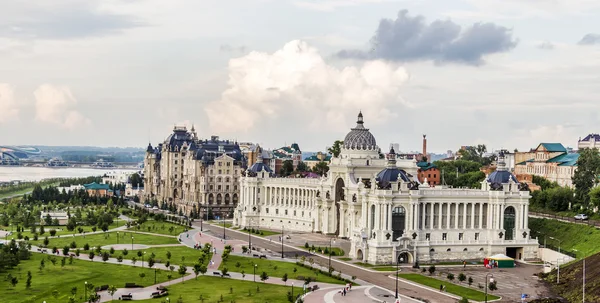 TATARSTAN, RÚSSIA - 11 de julho de 2015: Palácio de agricultores na cidade Kazan, Tatarstan, Rússia . — Fotografia de Stock