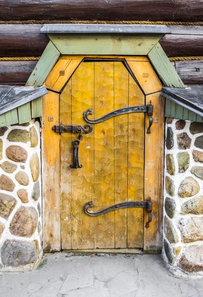 Ancienne porte en bois — Photo