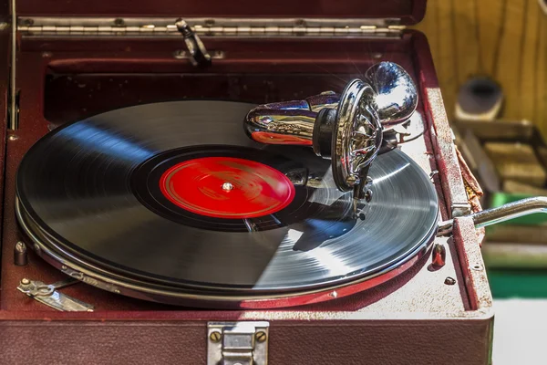 Vieux gramophone vinyle — Photo