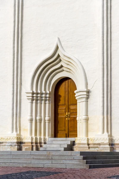 教会入り口のドア — ストック写真