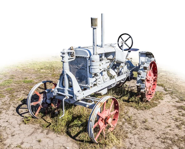 Starý nepoužívaný traktor — Stock fotografie