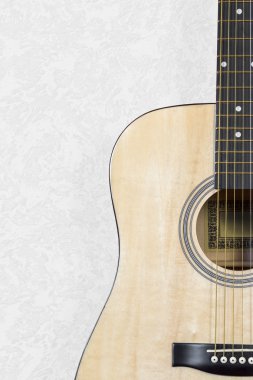 Arka plan ile akustik gitar