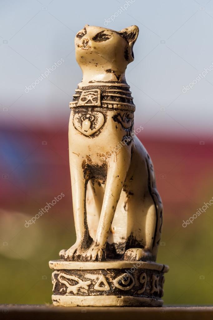 Statuette D Un Chat Image Libre De Droit Par Sv Production C