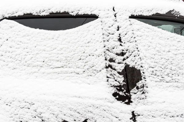 Bil under snö — Stockfoto