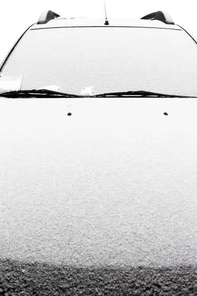 Kar altında araba — Stok fotoğraf