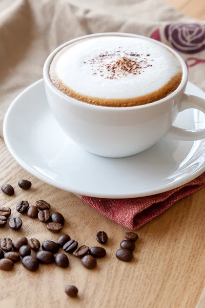 Você precisa de uma xícara de cappuccino ? — Fotografia de Stock