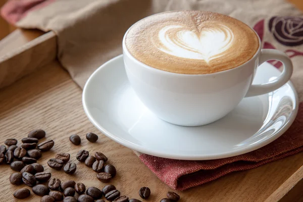 Una taza de café en la cafetería — Foto de Stock