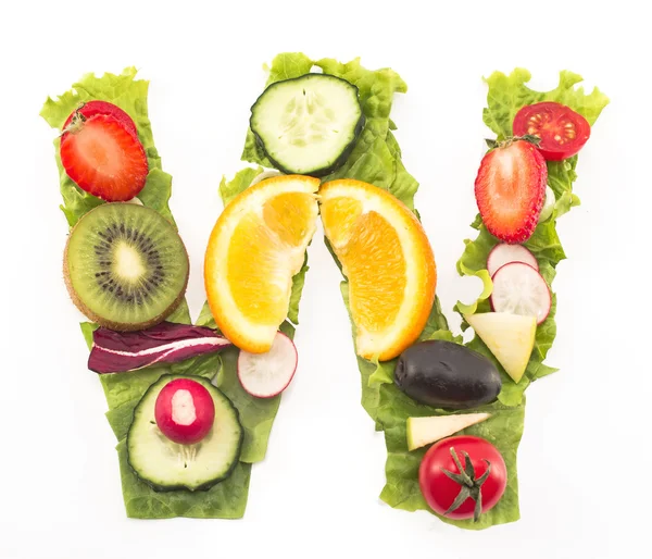 Carta W feita de salada e frutas — Fotografia de Stock