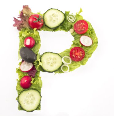 Salata yapılan P harfi 