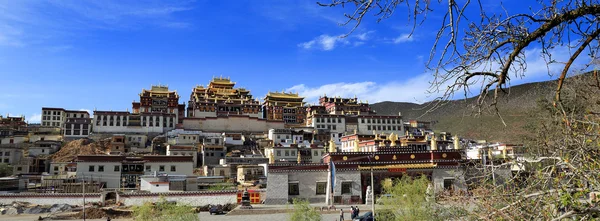 Panoramy Grand buddyjskiej świątyni w Shangri-La, Chiny — Zdjęcie stockowe