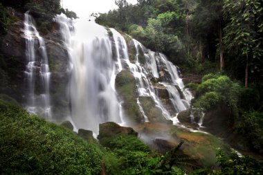 Manzara wachirathan şelale, Inthanon Milli Parkı, Tayland