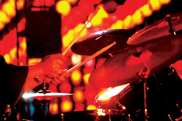 Unidentified Jazz drummer playing drum in music festival, Chiang — Stock Photo, Image