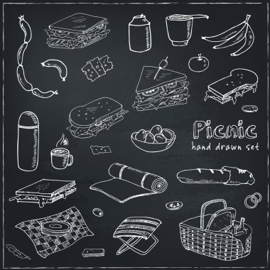 Yaz pikniği doodle seti. Çeşitli yemekler, içecekler, nesneler, spor aktiviteleri. Vektör çizimi