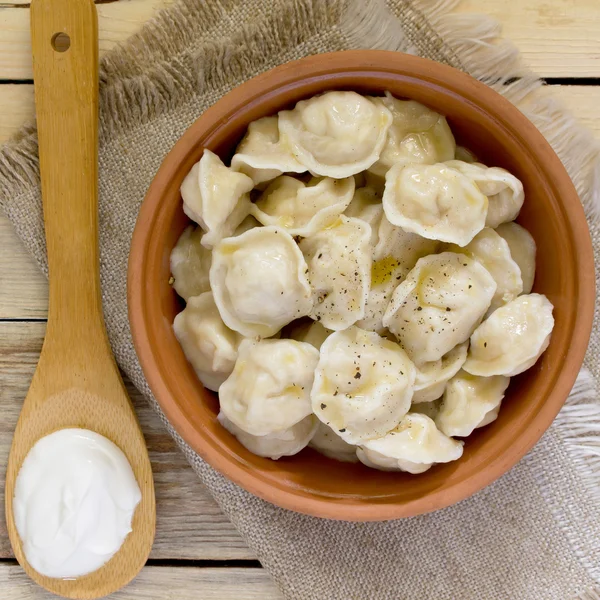 Dumplings con carne, vista superior. Rusia y Ucrania tradicionales — Foto de Stock