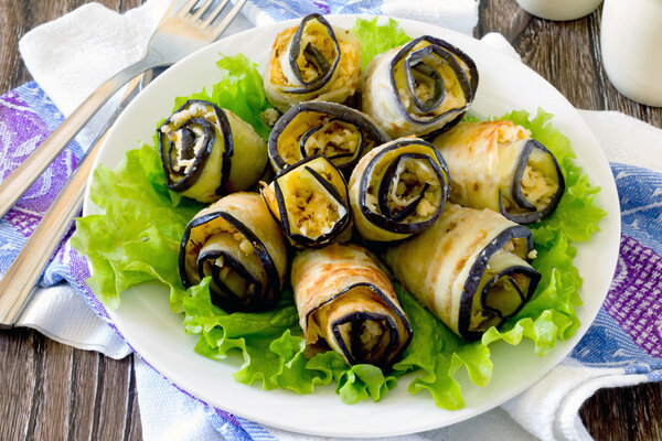 Eggplant rolls with cheese and walnuts 