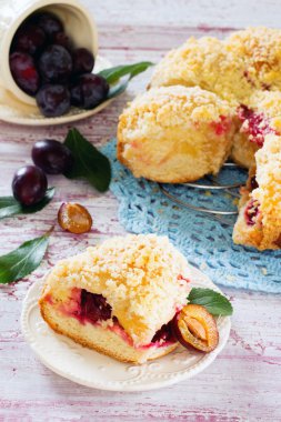 Erik dolum peynir ile Maya hamur ile pasta