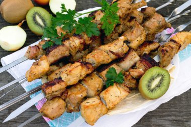Domuz ile kivi ahşap tablo