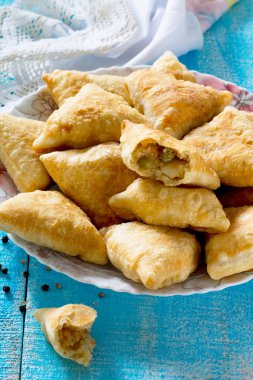 Samosa Hint ulusal yemek, sebze ile kızarmış kek