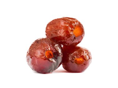 Tatlı beyaz arka plan üzerinde izole hünnap kurutulmuş