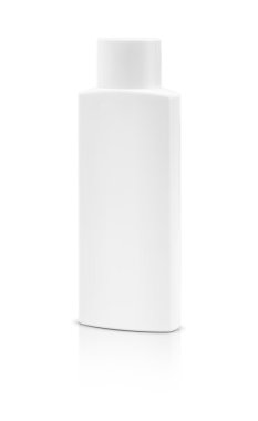 Beyaz arka plan üzerinde izole boş ambalaj kozmetik şişe