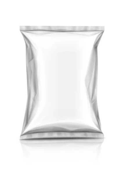 Bolsa de bocadillo de embalaje en blanco aislada sobre fondo blanco —  Fotos de Stock