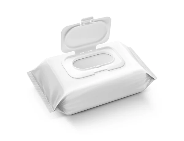 Embalagem em branco toalhetes molhados bolsa isolada no fundo branco — Fotografia de Stock