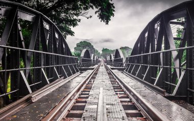 Demiryolu metal köprü Dünya Savaşı tarihin, Kwai Nehri, Kanchanaburi, Tayland