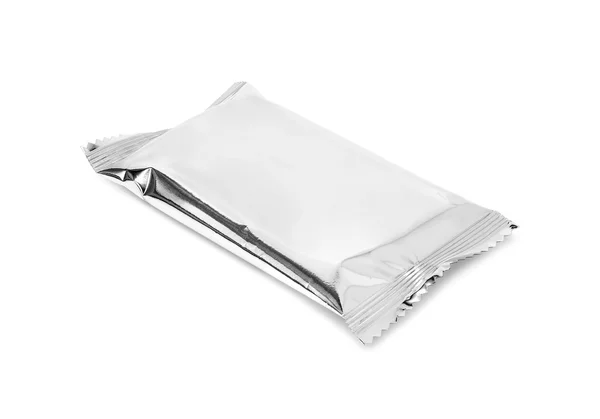 Embalagem em branco folha de lanche isolado no fundo branco — Fotografia de Stock