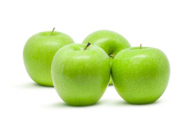 Yeşil Elma beyaz arkaplanda izole edildi