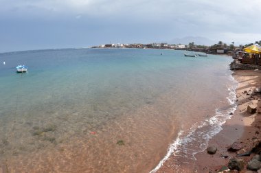 Dahab Körfez alışılmadık bulutlar ile