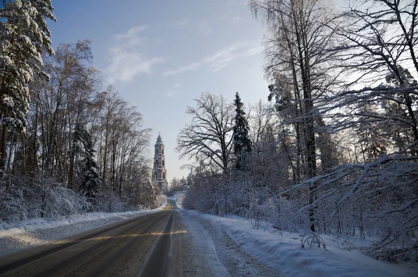 Russian ancient bell tower in the winter — Stock Photo, Image