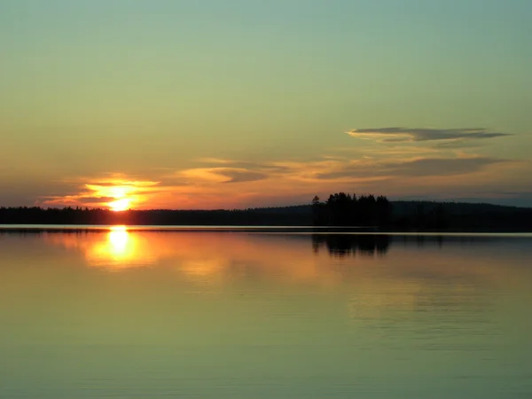 Salida del sol en Karelia — Foto de Stock