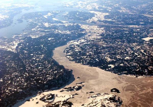 Вид с воздуха на скандинавские фьорды — стоковое фото