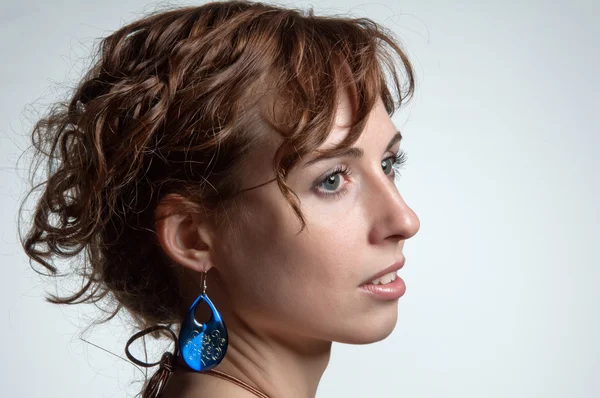 Retrato de mulher jovem bonita — Fotografia de Stock