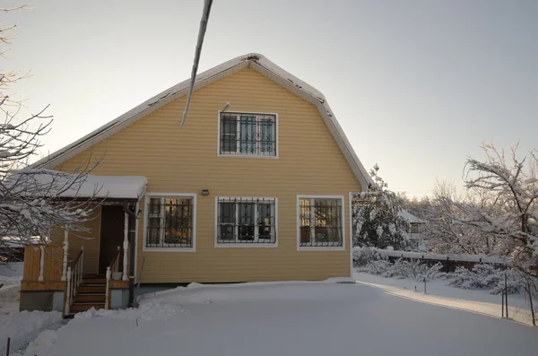 Winter cottage weergave — Stockfoto