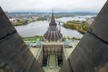 Barış kuleden Quebec sınırına Ontario çekici görünümü