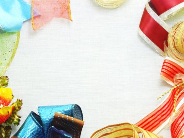 sınır yapılan renkli hediye yay şerit sınır arka plan Üstten Görünüm