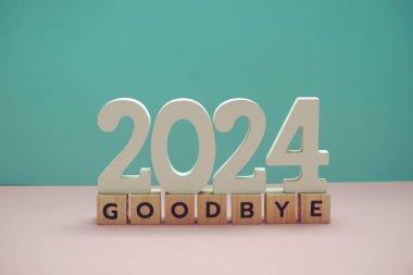 Elveda 2024 mavi ve pembe arkaplan alfabe harfi