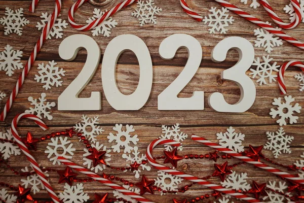 2023 Новогодние Рождественские Украшения Деревянном Фоне — стоковое фото