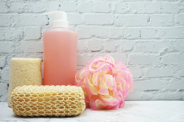 Duş aksesuarları banyo öğeleri