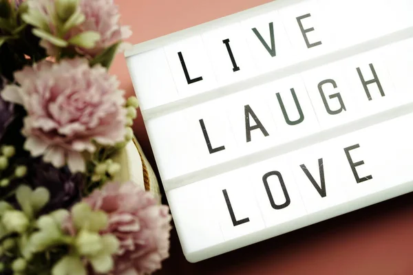 Live Laugh Love Palabra Caja Luz —  Fotos de Stock
