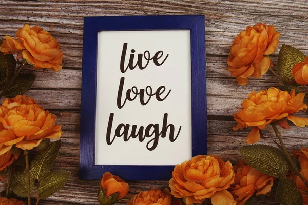 Love Live Laugh Tipografía Texto Con Decoación Flores Sobre Fondo —  Fotos de Stock